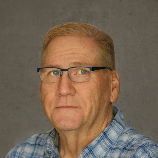Portrait of Tim Rochte